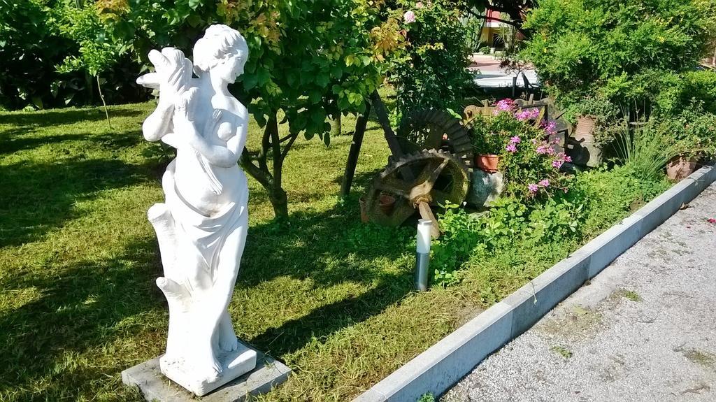 Hotel Ginevra Poggiomarino Экстерьер фото